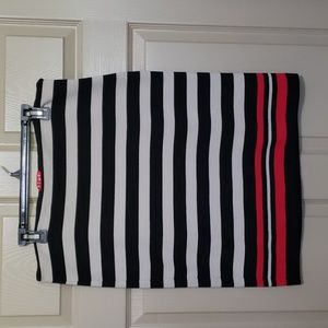 ELLE knit pencil skirt side zip thick material size 14